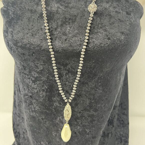 Chico's Necklace Long Line 32+" Adjustable Chain Slate Black Faceted Beads Pearl - Picture 1 of 6